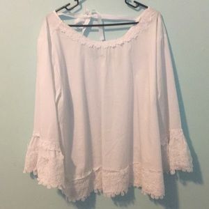White cotton and lace top